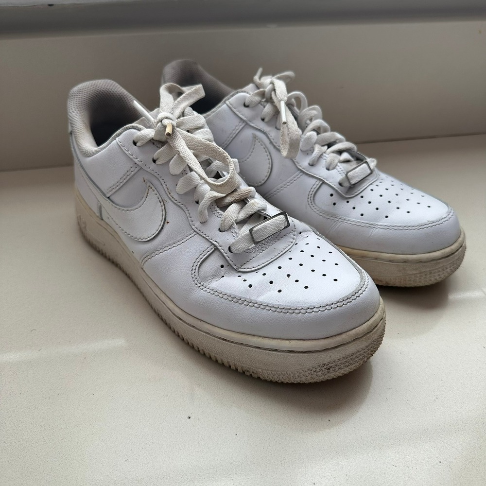 Nike Air Force 1 Low White Leather Sneakers Mens 7.5 Womens 9 315122-111